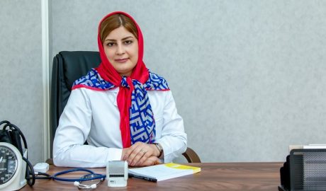 دکتر لاله صادقی: جراح و متخصص زنان زایمان نازایی در تهران